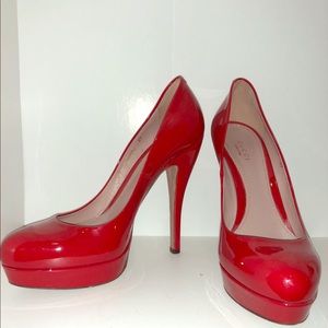 Gucci Patent Leather Red 37 Pumps